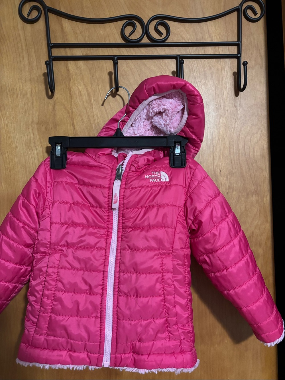 The North Face & Columbia 
Toddler 2 Pack Jackets
Girl 3t Pink Jacket Bundle